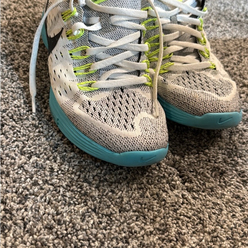 Nike White and Teal Running Shoes